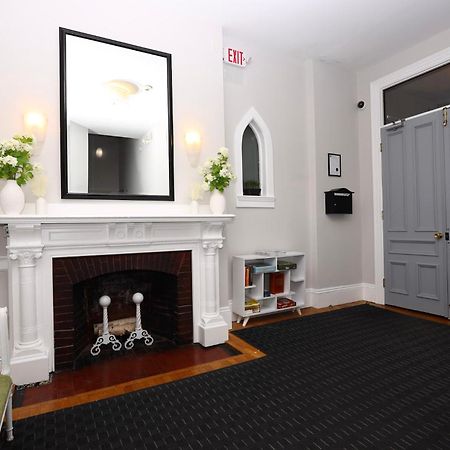 בוסטון Large Stylish Newbury Street Studio W/ Kitchen מראה חיצוני תמונה