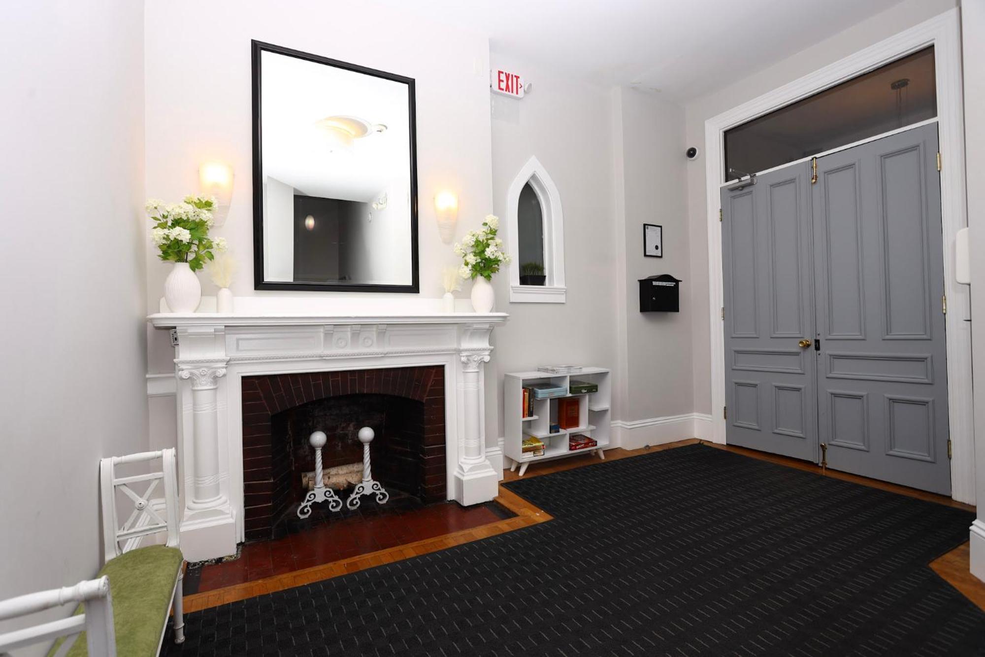 בוסטון Large Stylish Newbury Street Studio W/ Kitchen מראה חיצוני תמונה
